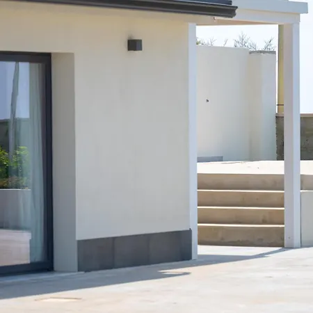House & Villas- Kyme' *